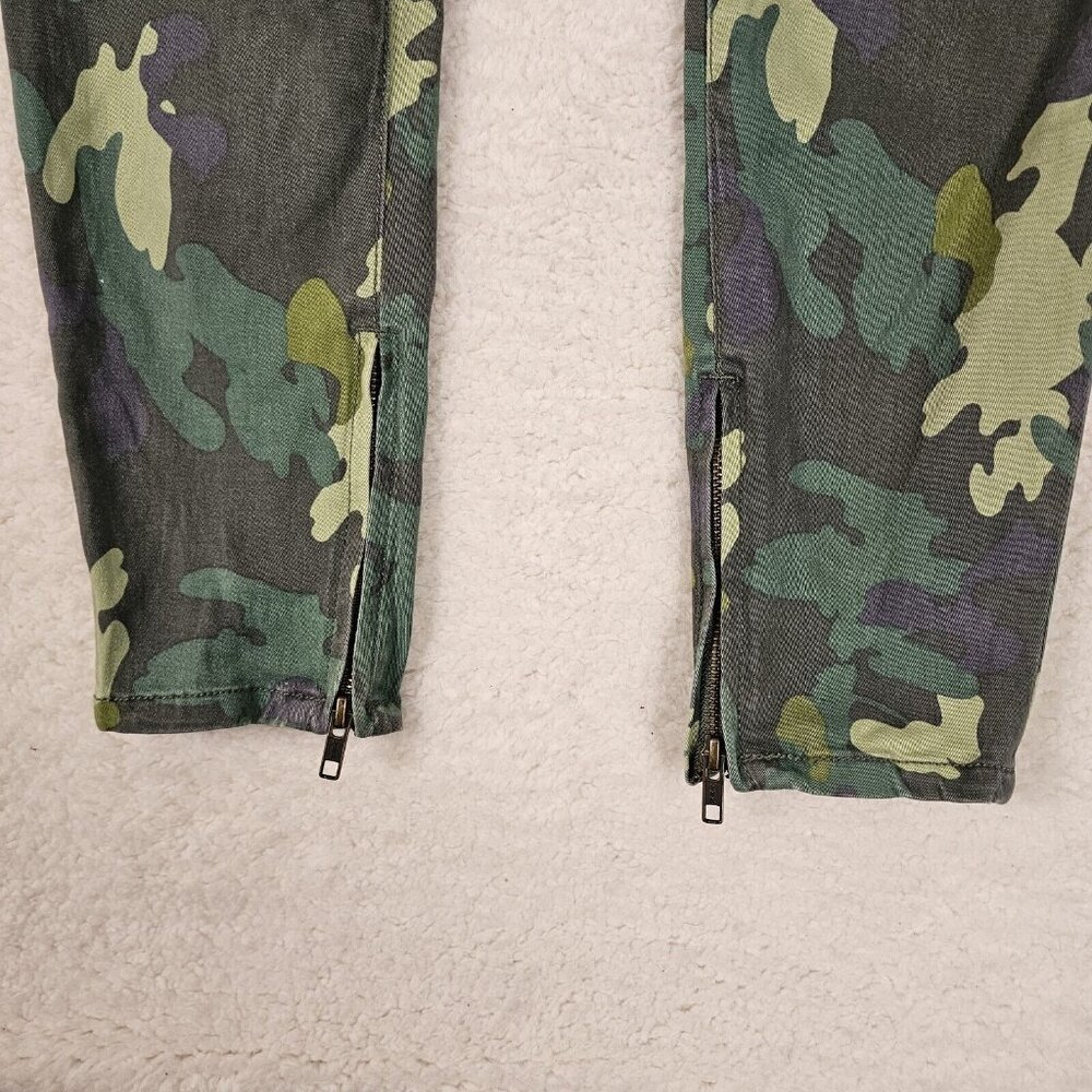 CAbi Jeans Women's Size 2 Camo Green Skinny Ankle Zippers Military Outdoors - Picture 13 of 15